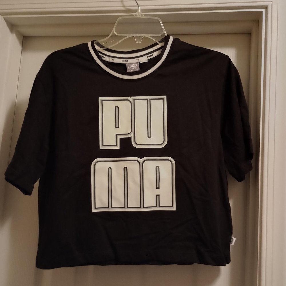 PUMA CROPPED TSHIRT SZ S